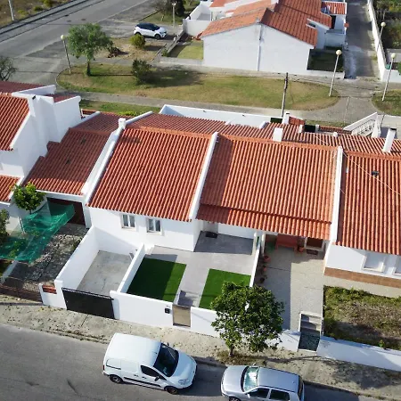 House Nyaraló