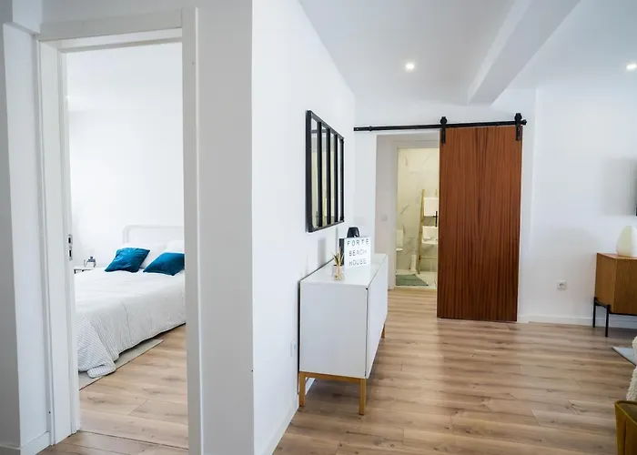 House * Nazaré