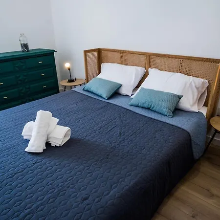 House * Назаре