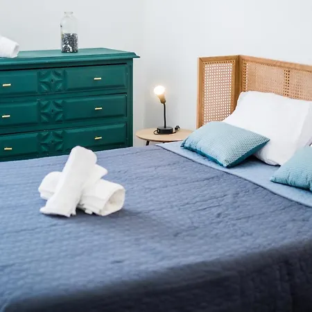 House * Назаре